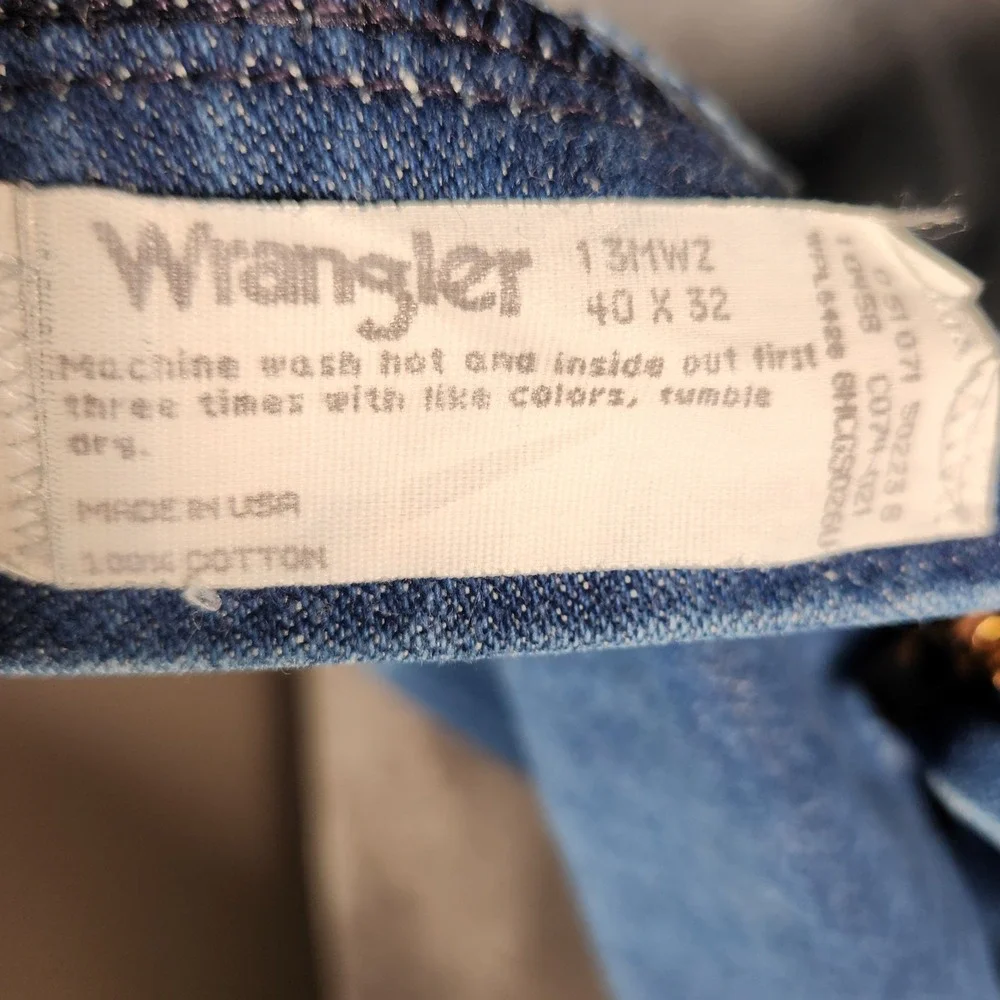 Vintage Wrangler Jeans Men's 40X32 Blue Excellent 13MWZ Cowboy Cut Made in USA - Picture 7 of 11